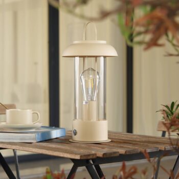 Lindby LED dobíjacia stolová lampa Yvette, marhuľovo-béžová, IP44, dotyková