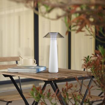 Lindby LED dobíjacia vonkajšia stolová lampa Gomba, biela, stmievateľná