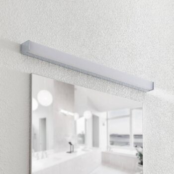 Lindby LED kúpeľňové svietidlo Klea, 90 cm, chróm, kov, IP44