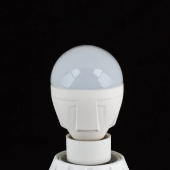 Lindby LED kvapková žiarovka, E14, 4,9 W, 3 000 K, 470 lumenov