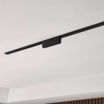 Lindby LED pásik 48V Lumaro, čierny, 6 bodov, 2,4 cm, stmievateľný