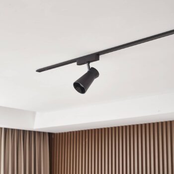 Lindby LED reflektor 48 V Lumaro, čierny, Ø 7 cm, stmievateľný