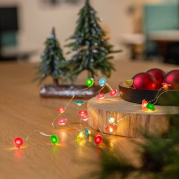 Lindby LED rozprávkové svetlá Motje, gule, červená, zelená, 320 cm