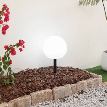 Lindby LED solárna lampa Lago, Ø 25 cm, guľa, zemný hrot, biela