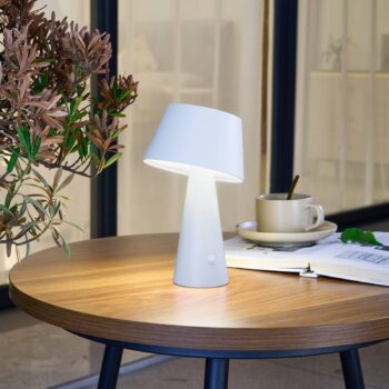 Lindby LED solárna stolová lampa Lirinor, biela, plast, Ø 13 cm