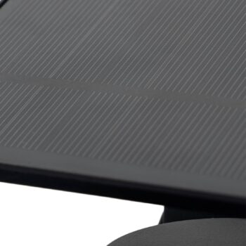 Lindby LED solárne nástenné svietidlo Naelin, čierne, senzor, IP44