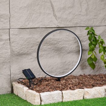 Lindby LED solárne osvetlenie zemného hrotu Syrene, 45 cm, čierna farba, hliník