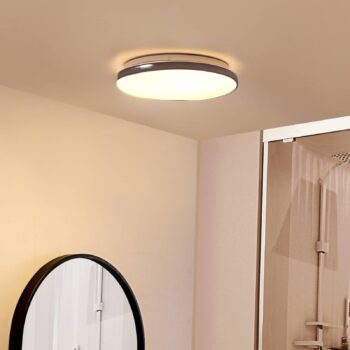Lindby LED stropné svietidlo Silvryn chróm/biely plast 3000K