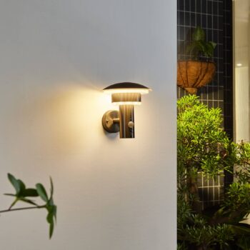 Lindby LED vonkajšie nástenné svietidlo Lillie, senzor, výška 19 cm