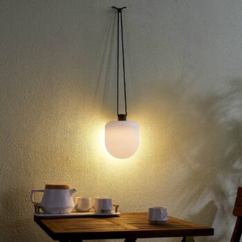 Lindby LED vonkajšie závesné svetlo Eleia, 2 700 K, 16 cm, nabíjateľná