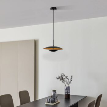 Lindby LED závesné svietidlo Tiama, kov, čierna/zlatá, Ø 40 cm