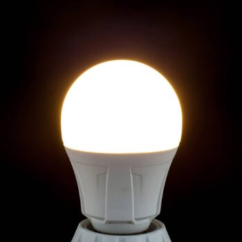 Lindby LED žiarovka, E27, 11 W, opál, 3 000 K, sada 2 ks
