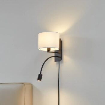 Lindby Nástenné svetlo Florens, čierne, LED lampa na citanie, 23,5 cm