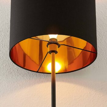 Lindby Nymar stojaca lampa, látka, čierno-zlatá
