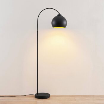 Lindby Oblúková lampa Minali, čierna, kov, výška 148 cm, E27