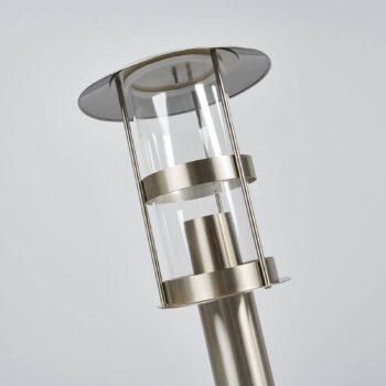 Lindby Stojaca lampa Noemi, sivá, nerezová oceľ, 50 cm, IP44