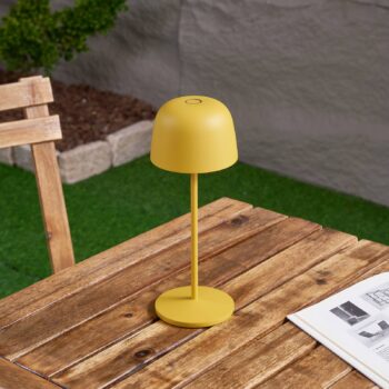 Lindby Stolová LED lampa Arietty, žltá, stmievateľná, IP65