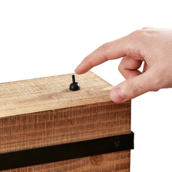 Lindby Sverina stolná lampa, drevo, 1-pl.