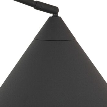 Lindby oblúková lampa Triangolo, čierna, výška 195 cm, kov E27