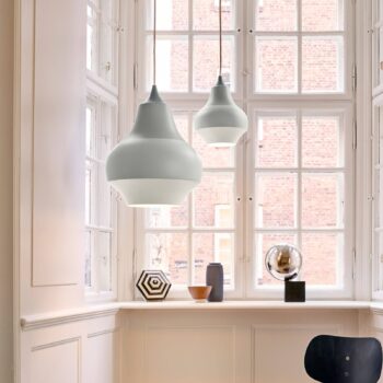 Louis Poulsen Cirque – sivá závesná lampa, 22 cm