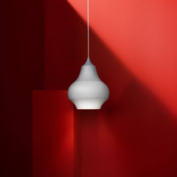 Louis Poulsen Cirque – sivá závesná lampa, 22 cm