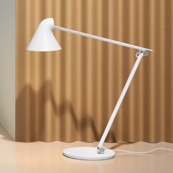 Louis Poulsen NJP stolová lampa 3 000 K biela