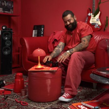 Louis Poulsen Panthella Portable 160 V3, nepriehľadná korálovo červená