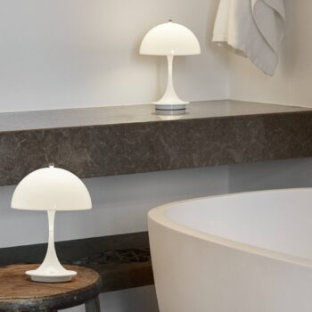 Louis Poulsen Panthella Portable V2 LED biela