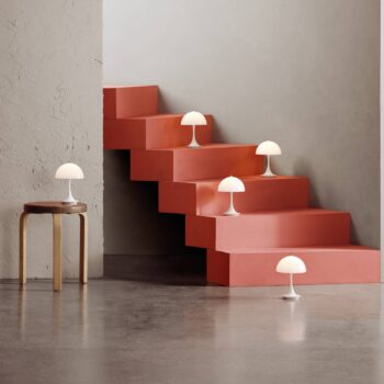 Louis Poulsen Panthella Portable V2 LED biela