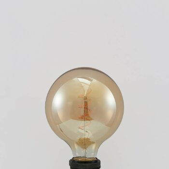 Lucande LED E27 G125 4W 2 700 K stmieva jantárová