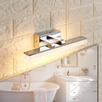 Lucande LED nástenné svietidlo do kúpeľne Julie, 32 cm, chróm, kov, IP44