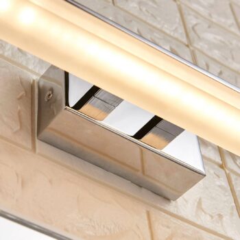Lucande LED nástenné svietidlo do kúpeľne Julie, 32 cm, chróm, kov, IP44