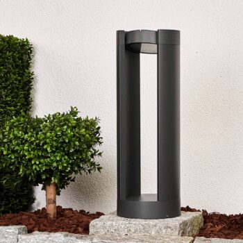 Lucande LED podstavné svietidlo Dylen, sivé, kov, 50 cm, IP65