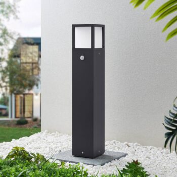 Lucande LED svetlo na chodník Dewari, detektor pohybu, 65 cm, IP54