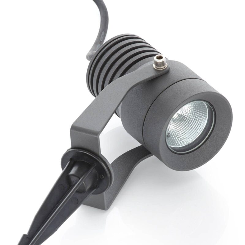 Lucande LED vonkajší reflektor Jon, zemný hrot, nastaviteľný, IP65 Lucande LED vonkajší reflektor Jon, zemný hrot, nastaviteľný, IP65