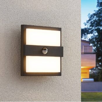 Lucande LED vonkajšie nástenné svietidlo Gylfi, 20 cm, čierne, senzor