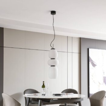 Lucande LED závesné svietidlo Lucya, 3 svetlá, sklo, biela, 64,5 cm