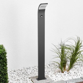 Lucande Timm Chodníkové LED svetlo, senzor, 100 cm, antracitová, IP54