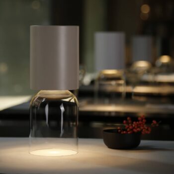 Luceplan Nui Mini stolová lampa IP54 piesok