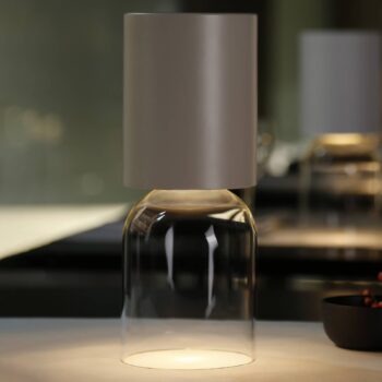Luceplan Nui Mini stolová lampa IP54 piesok
