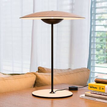 MARSET Ginger M LED stolová lampa Ø42cm dub/biela