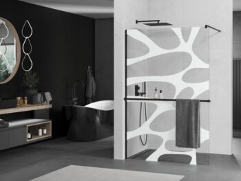 MEXEN/S - KIOTO Sprchová zástena WALK-IN s poličkou a držiakom uterákov 110 x 200, transparent/biely dekor 8 mm, čierna - 800-100-121-70-97 800-110-121-70-97