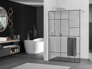 MEXEN/S - KIOTO Sprchová zástena WALK-IN s poličkou a držiakom uterákov 110 x 200, transparent/čierna 8 mm, chróm 800-110-121-01-78