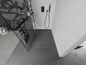 MEXEN/S - KIOTO Sprchová zástena WALK-IN s poličkou a držiakom uterákov 120 x 200, transparent/biely dekor 8 mm, čierna 800-120-121-70-85