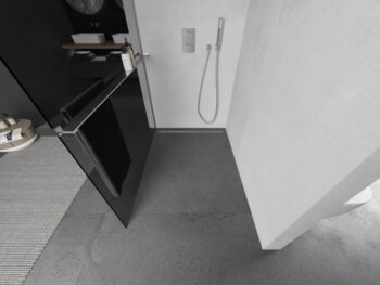 MEXEN/S - KIOTO Sprchová zástena WALK-IN s poličkou a držiakom uterákov 70 x 200, grafit 8 mm, chróm 800-070-121-01-40
