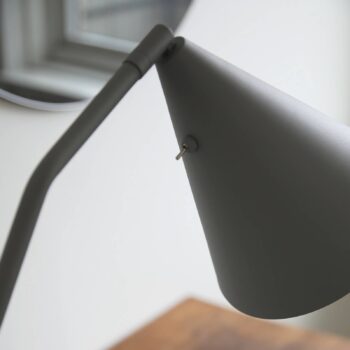 Markslöjd LED stojaca lampa Funil, sivá, kov, stmievateľná