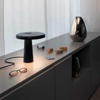 Martinelli Luce Hoop – stolová LED lampa v čiernej