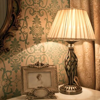Maytoni Grace stolová lampa 1-pl., mosadz/béžová