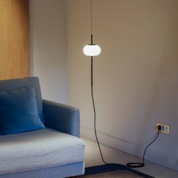 Milan Astros závesná lampa, zástrčka, nastaviteľná