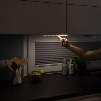 Mobina Push 30 LED dobíjacie svetlo na nábytok, biele, dĺžka 30,5 cm